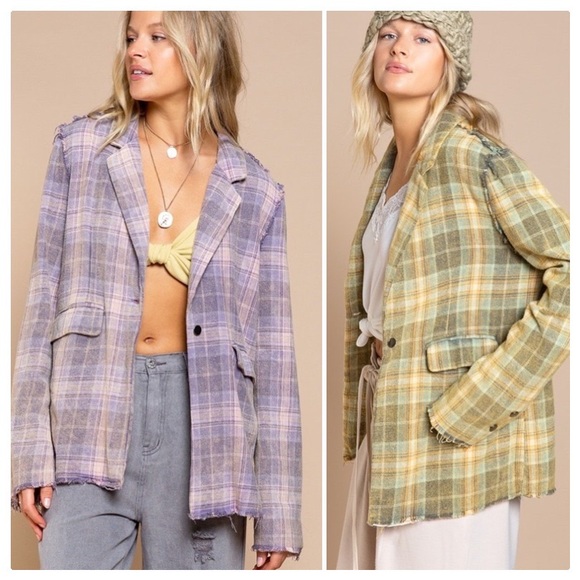**ON BACK ORDER UNTIL FURTHER NOTICE** POL Grunge Meets Retro Plaid Jacket - Picture 9 of 17